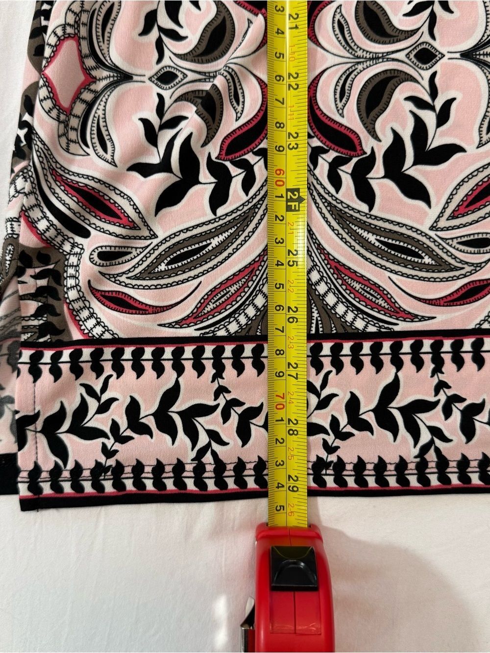 JM Collection Woman Pink Paisley Embellished V-Neck Tunic Top Size 1X - Picture 6 of 9